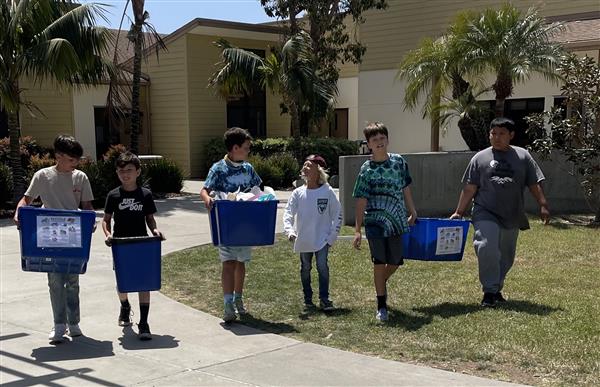 Students recycling